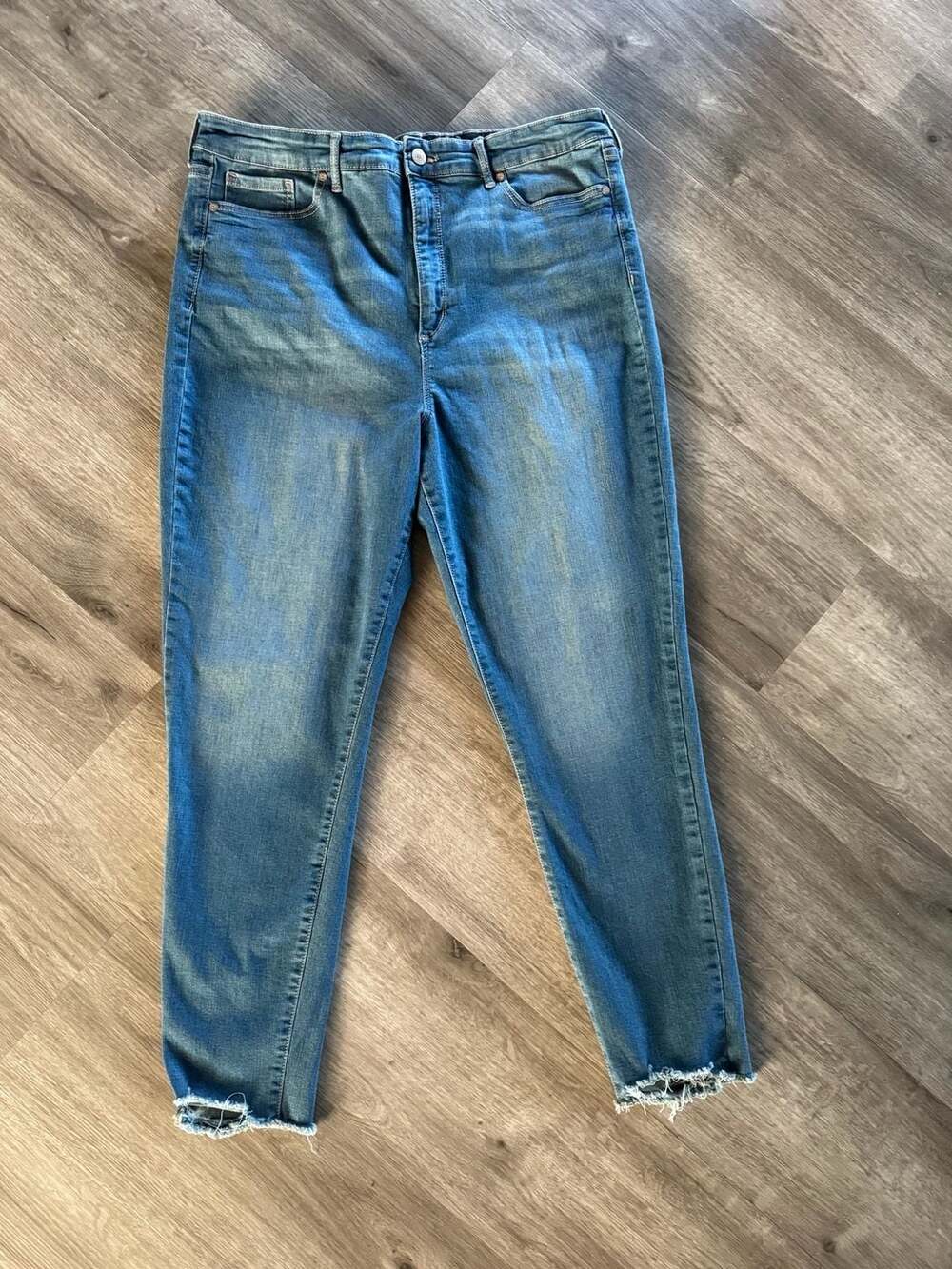 Sofia Jeans by Sofia Vergara Rosa Curvy Ankle Size 16 Blue Denim Jeans